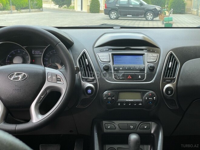 Hyundai ix35 2013, 125,000 km - 2.0 l - Şəki