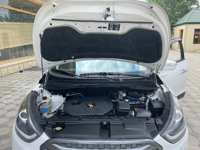 Hyundai ix35 2013, 125,000 km - 2.0 l - Şəki