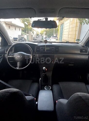 Toyota Corolla 2006, 268,000 km - 1.4 l - Bakı