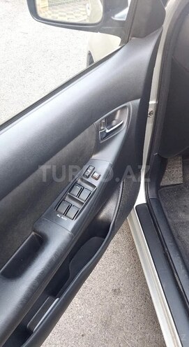 Toyota Corolla 2006, 268,000 km - 1.4 l - Bakı