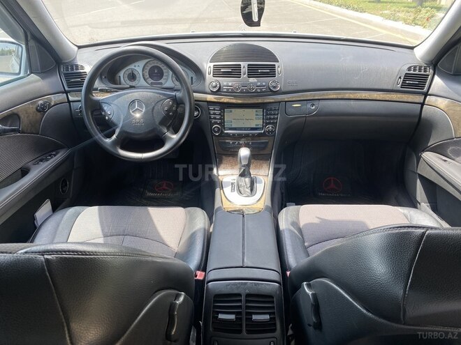 Mercedes E 220 2002, 300,000 km - 2.2 l - Gəncə