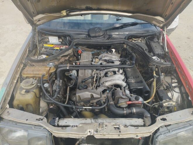 Mercedes E 300 1991, 912,395 km - 3.0 л - Bakı