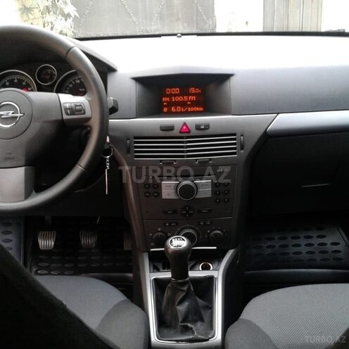 Opel Astra 2006, 199,000 km - 1.4 l - Bakı