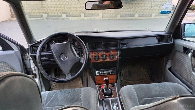 Mercedes 190 1992, 250,000 km - 2.0 л - Sumqayıt