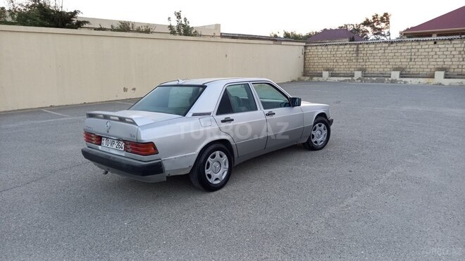 Mercedes 190 1992, 250,000 km - 2.0 л - Sumqayıt