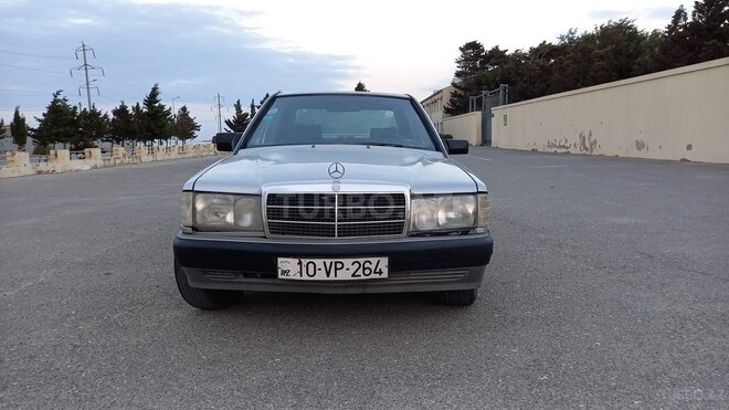Mercedes 190 1992, 250,000 km - 2.0 л - Sumqayıt