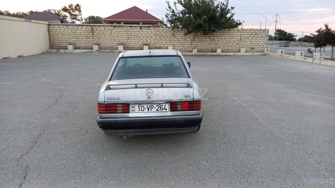 Mercedes 190 1992, 250,000 km - 2.0 л - Sumqayıt