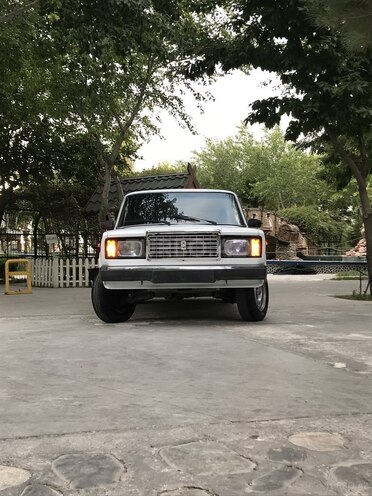 LADA (VAZ) 2107 2007, 405,287 km - 1.6 л - Şirvan