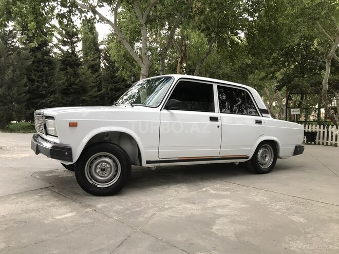 LADA (VAZ) 2107 2007, 405,287 km - 1.6 л - Şirvan