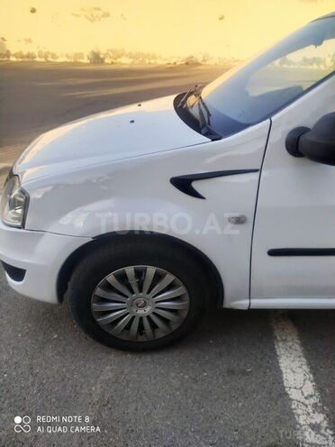 Renault Logan 2011, 196,000 km - 1.6 l - Bakı