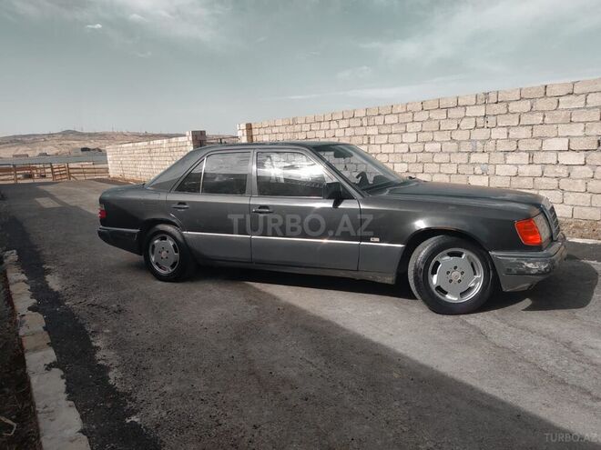 Mercedes E 200 1992, 362,000 km - 2.0 л - Bakı