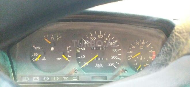 Mercedes E 200 1992, 362,000 km - 2.0 л - Bakı