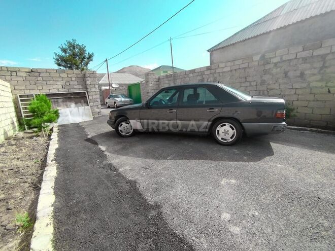 Mercedes E 200 1992, 362,000 km - 2.0 л - Bakı