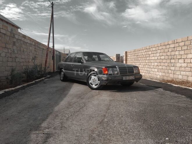Mercedes E 200 1992, 362,000 km - 2.0 л - Bakı