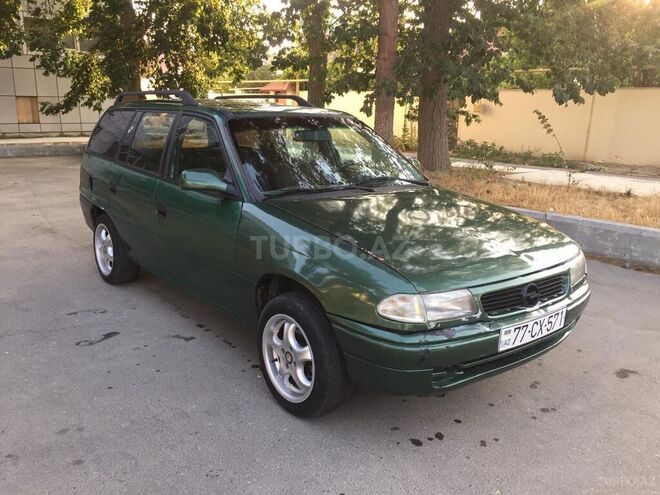Opel Astra 1996, 300,000 km - 1.6 l - Bakı