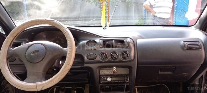 Ford Escort 2000, 450,000 km - 1.4 l - Masallı