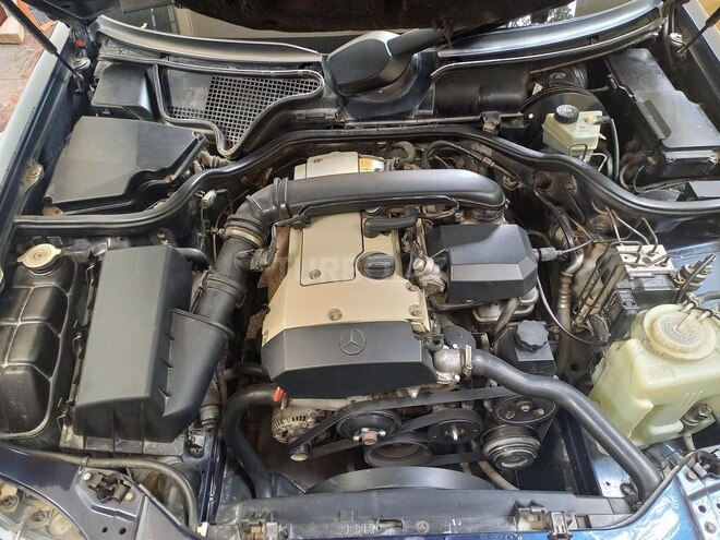 Mercedes E 230 1997, 222,031 km - 2.3 l - Bakı