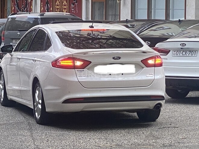 Ford Fusion 2015, 122,400 km - 1.5 л - Bakı