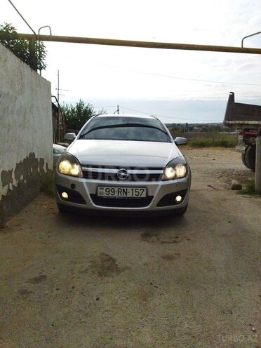 Opel Astra 2006, 285,000 km - 1.9 л - Bakı