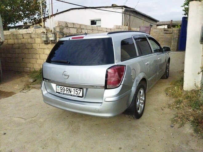 Opel Astra 2006, 285,000 km - 1.9 л - Bakı