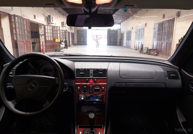 Mercedes C 180 1998, 310,000 km - 1.8 l - Sabirabad