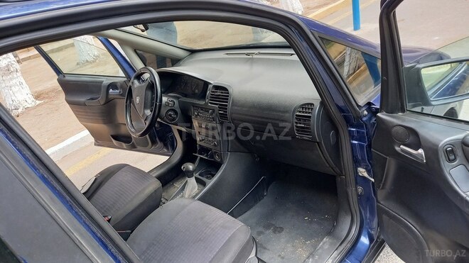 Opel Zafira 2003, 250,000 km - 2.2 l - Sumqayıt