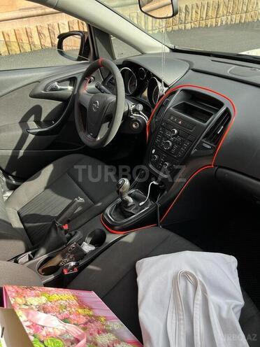 Opel Astra 2010, 152,231 km - 1.4 л - Bakı