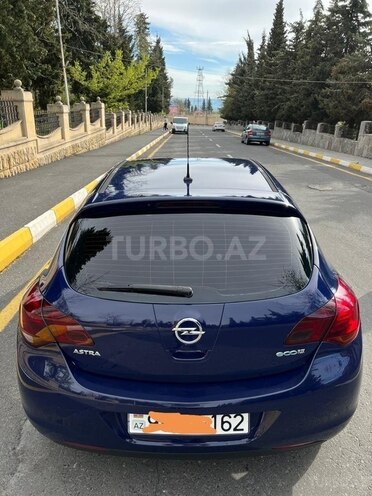 Opel Astra 2010, 152,231 km - 1.4 л - Bakı