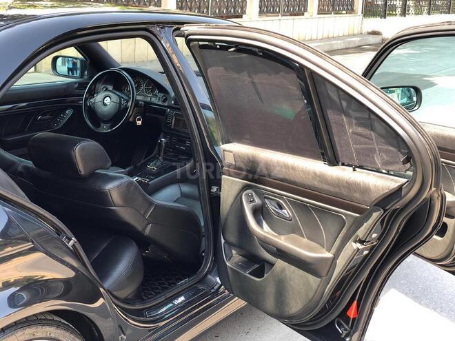 BMW 530 2001, 300,000 km - 3.0 l - Bakı