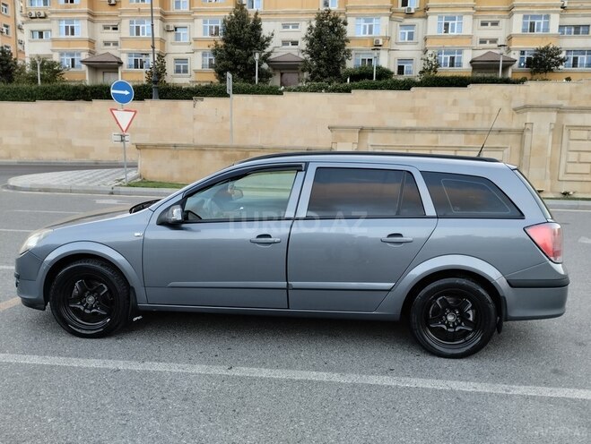 Opel Astra 2005, 290,000 km - 1.6 л - Bakı
