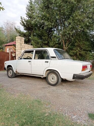 LADA (VAZ) 2107 2008, 88,281 km - 1.6 l - Ucar