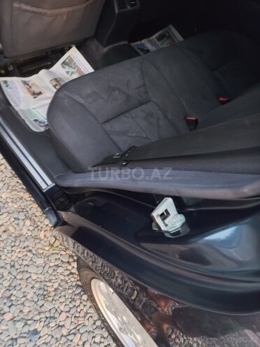 Mercedes E 240 1998, 185,000 km - 2.4 l - Masallı