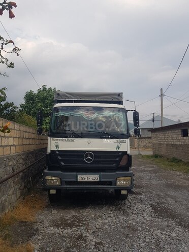 Mercedes  2005, 535,310 km - 6.3 l - Şəki