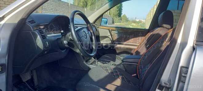 Mercedes E 220 1998, 358,000 km - 2.2 l - Bakı