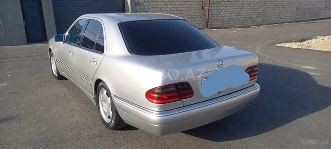 Mercedes E 220 1998, 358,000 km - 2.2 l - Bakı
