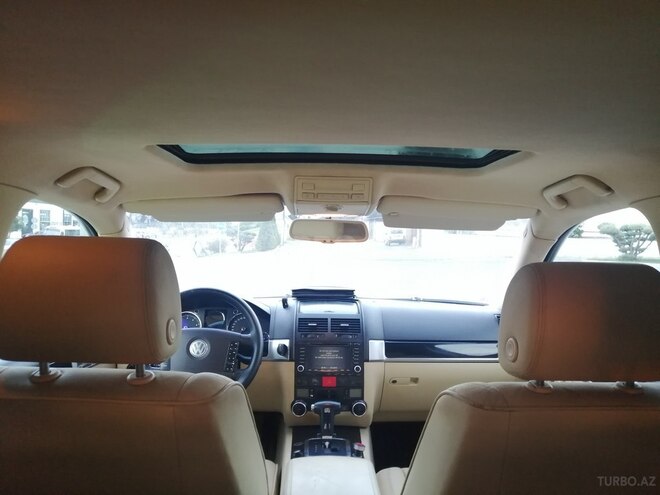 Volkswagen Touareg 2004, 247,589 km - 3.2 l - Xırdalan