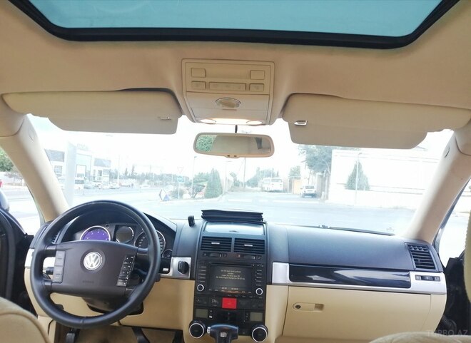 Volkswagen Touareg 2004, 247,589 km - 3.2 l - Xırdalan
