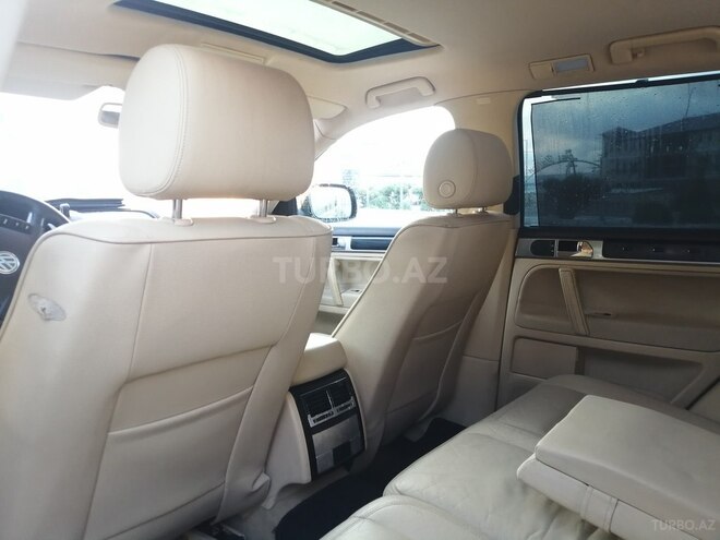 Volkswagen Touareg 2004, 247,589 km - 3.2 l - Xırdalan