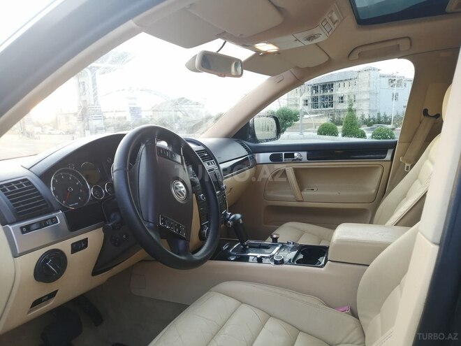 Volkswagen Touareg 2004, 247,589 km - 3.2 l - Xırdalan