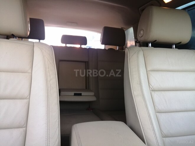 Volkswagen Touareg 2004, 247,589 km - 3.2 l - Xırdalan