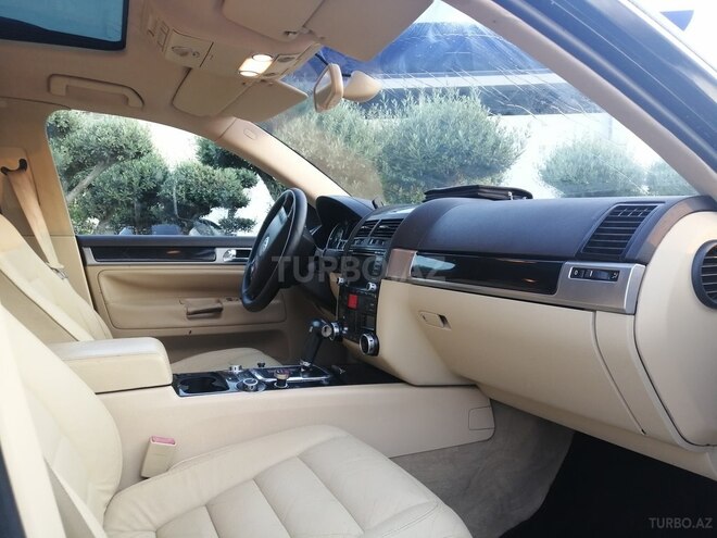 Volkswagen Touareg 2004, 247,589 km - 3.2 l - Xırdalan