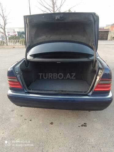 Mercedes E 200 1998, 292,000 km - 2.0 l - Saatlı