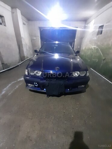 BMW 318 1997, 123,000 km - 1.8 l - Sabirabad