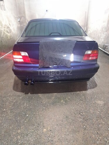 BMW 318 1997, 123,000 km - 1.8 l - Sabirabad