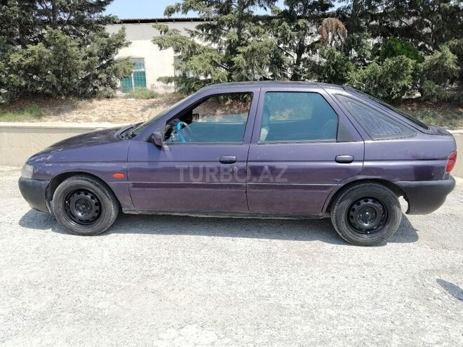 Ford Escort 1998, 100,000 km - 1.6 л - Sumqayıt