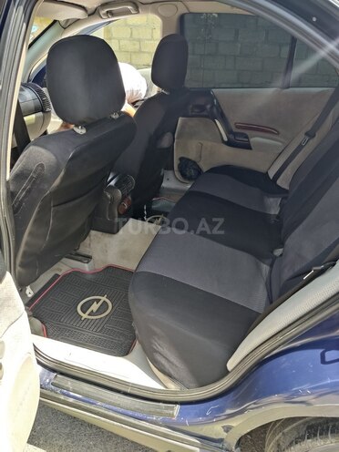 Opel Omega 1995, 350,000 km - 2.0 л - Quba