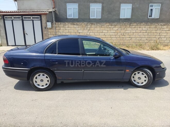 Opel Omega 1995, 350,000 km - 2.0 л - Quba