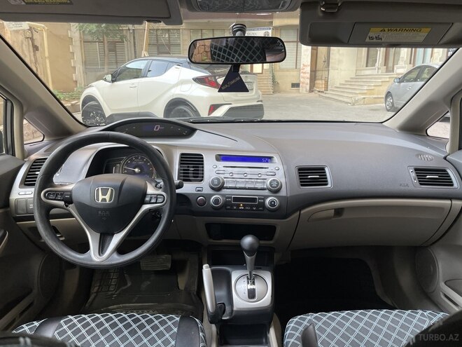 Honda Civic 2009, 243,927 km - 1.3 l - Bakı