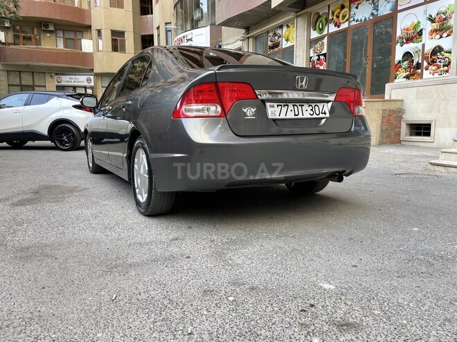 Honda Civic 2009, 243,927 km - 1.3 l - Bakı
