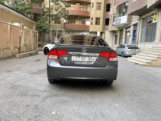 Honda Civic 2009, 243,927 km - 1.3 l - Bakı
